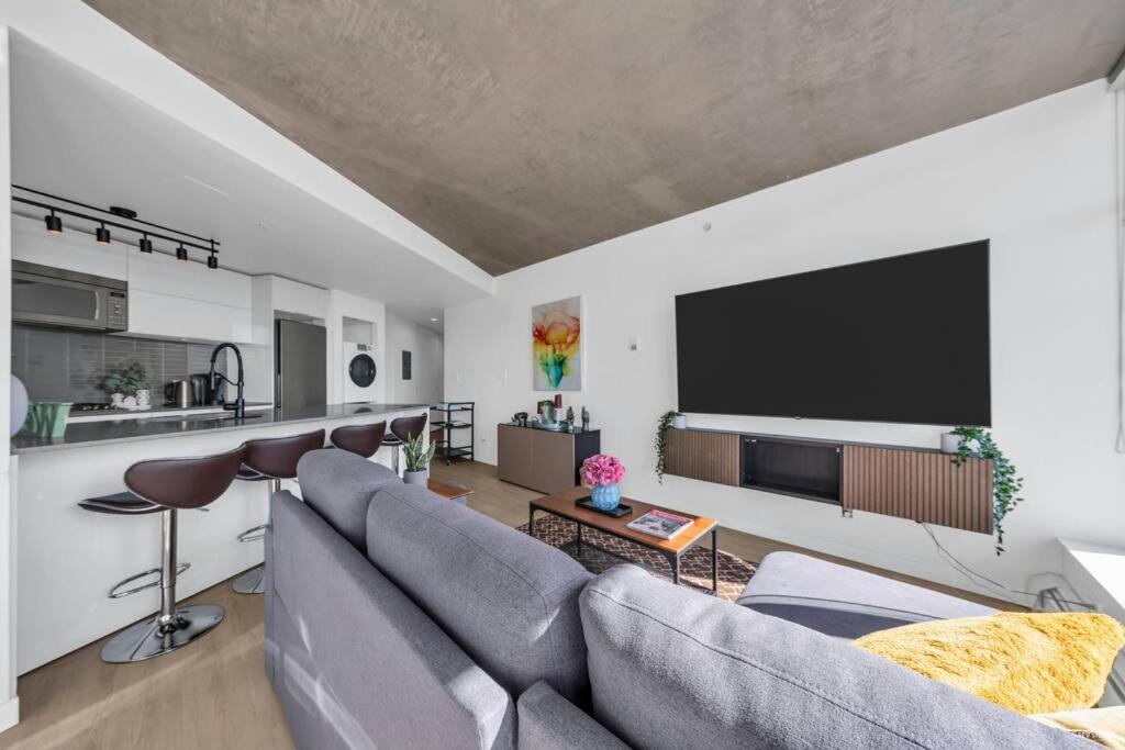 Skyview, 40Th Floor! 2Br Condo In Downtown Vancouver Exterior foto