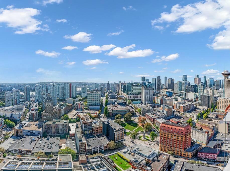 Skyview, 40Th Floor! 2Br Condo In Downtown Vancouver Exterior foto