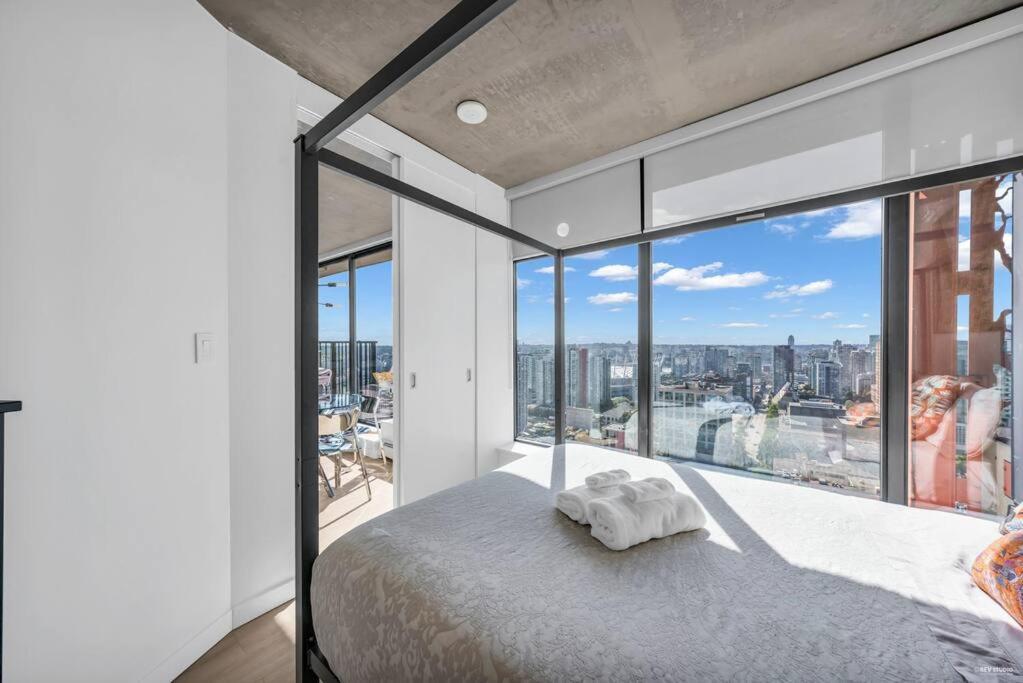 Skyview, 40Th Floor! 2Br Condo In Downtown Vancouver Exterior foto